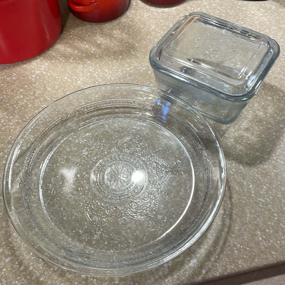 Vintage fire king 10” pie plate and refrigerator dish